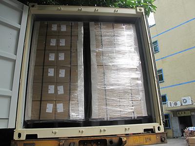 Entrega de cajas de envasado de artículos de transporte