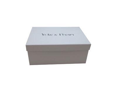 Caja para indumentaria, caja de exposición
